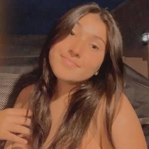 Meet your Posher, Léa